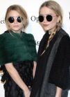 Ashley y Mary Kate Olsen, dise�adoras de gafas