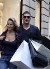 Michael Buble y Luisana Lopilato, de shopping en Mil�n