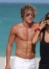Diego Forl�n y sus sexys abdominales se marchan a Italia