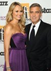 George Clooney y Stacy Keibler en los premios de Cine de Hollywood