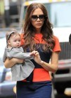 Harper Seven compite en estilo con su mam�, Victoria Beckham