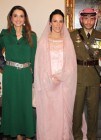 Rania de Jordania deslumbra en una boda jordana