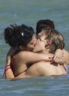 Vanessa Hudgens y Austin Butler dan rienda suelta a la pasi�n en aguas de Hawai