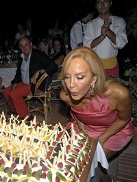 Carmen Lomana celebra su 60 cumplea�os en Marbella
