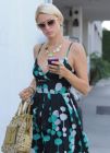 Paris Hilton, adicta al m�vil