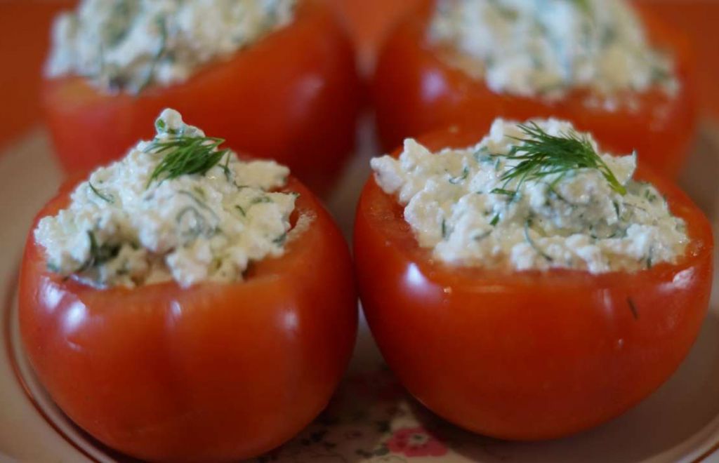 Tomates rellenos light