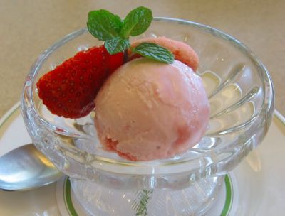 Helado de mascarpone y fresas
