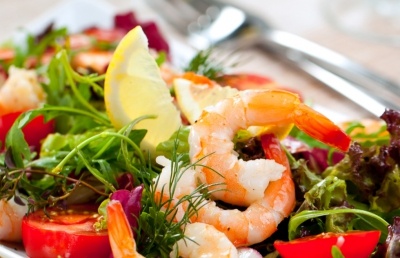 Ensalada de gambas a la menta