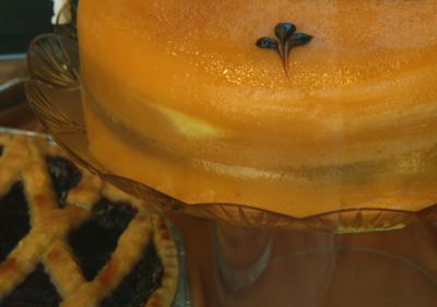 Dulce de yema cubierta de tartas