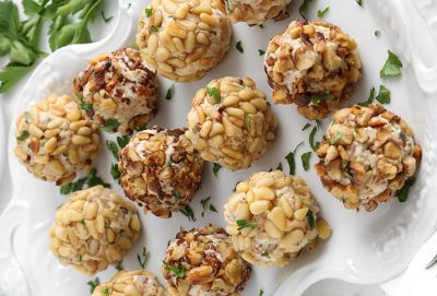 Trufas de queso con frutos secos