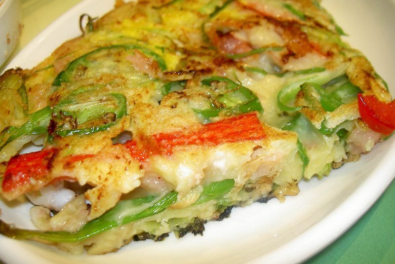 Pastel de arroz integral con verduras y queso