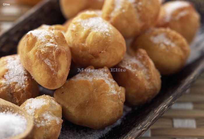 Buñuelos clásicos