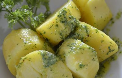 Patatas en salsa verde