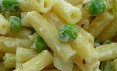 Ensaladilla de macarrones y guisantes