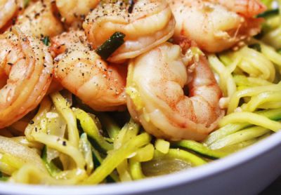 Vermicelli con calabacín y gambas