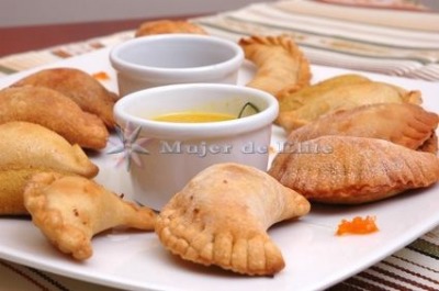 Empanadillas de cebolla y mozzarella