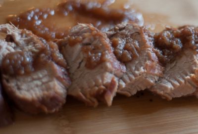 Solomillo de cerdo con puré de manzana