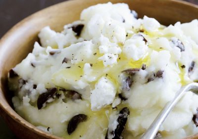 Puré de patata con olivas negras