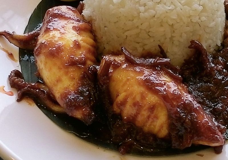 Chipirones rellenos de carne