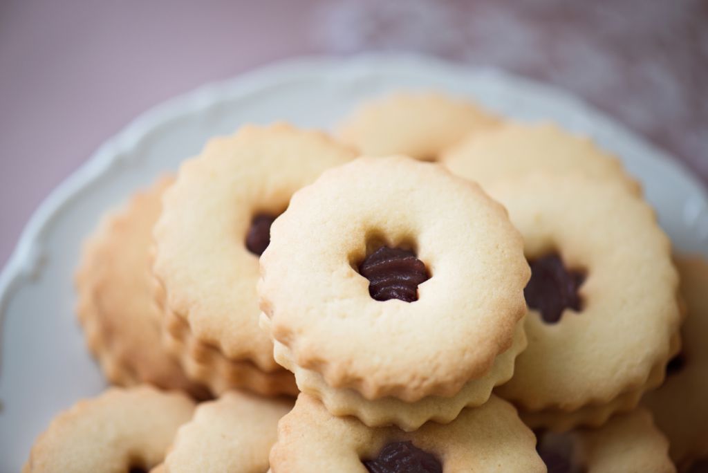 Galletas rellenas de mermelada