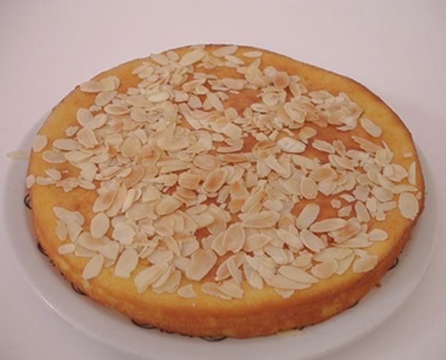 Bizcocho de almendras básico
