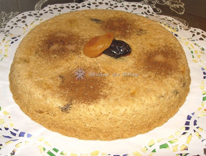 Bizcocho vegano de avena y soja con frutas secas