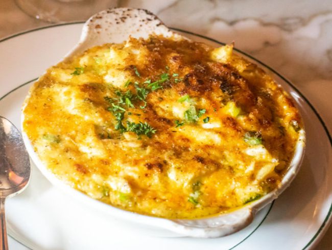 Merluza con patatas gratinadas