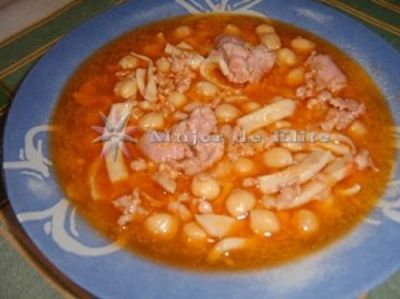 Garbanzos con salchichas y anillas de calamar para mycook