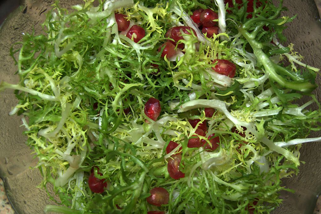 Ensalada de escarola y granada
