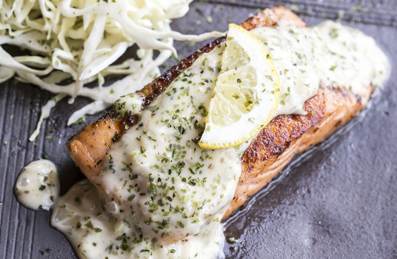 Lomos de salmón a la crema