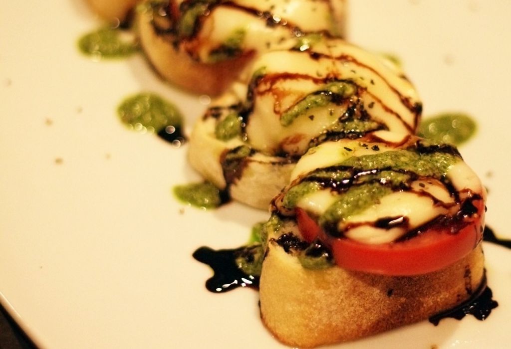 Montados de mozzarella y tomate