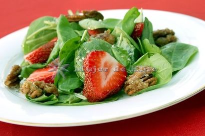 Ensalada fresca de espinacas y fresas