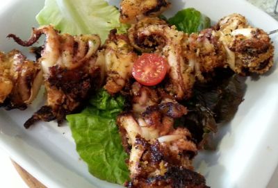 Brochetas de sepias rellenas