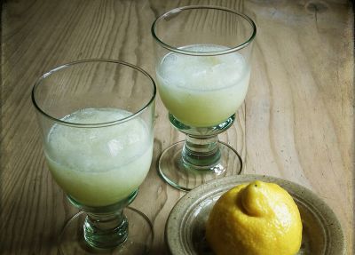 Sorbete de limón al champán fácil y rápido
