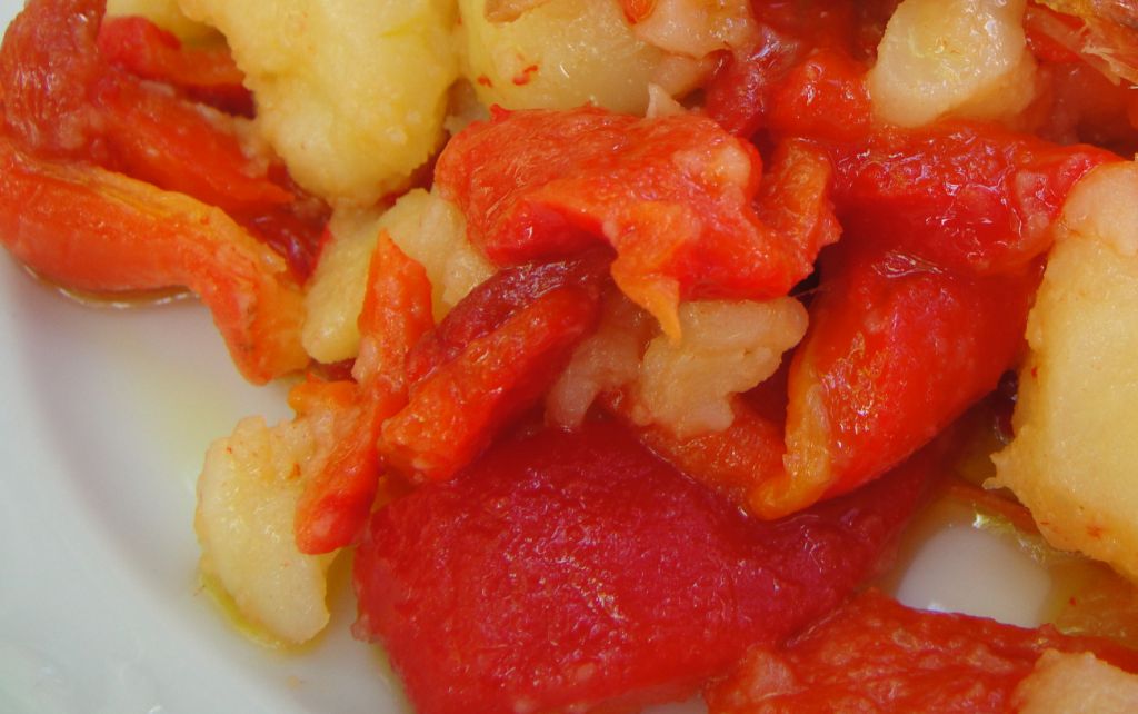 Ensalada de pimientos y patatas