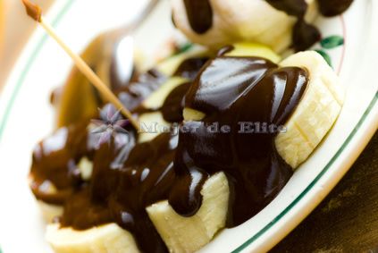 Plátanos con chocolate