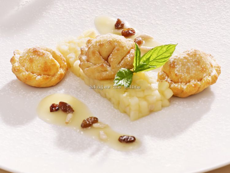 Raviolis de strudel con tártara de manzanas