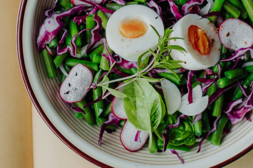 Ensalada verde al ajo