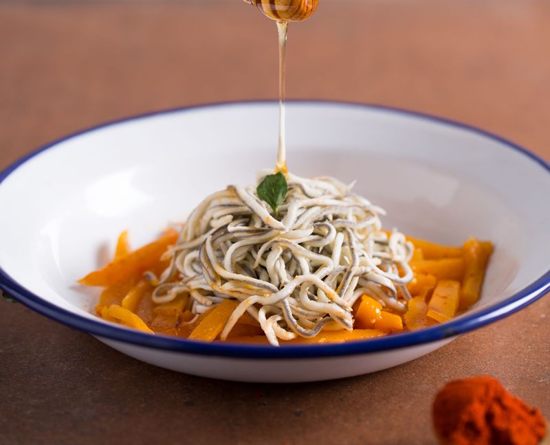 Gulas fritas con calabaza y miel