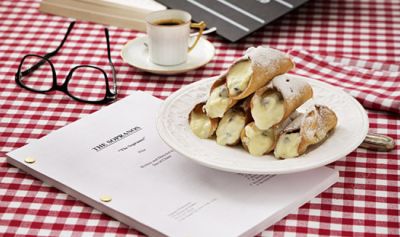 Cannoli o cannolo siciliano