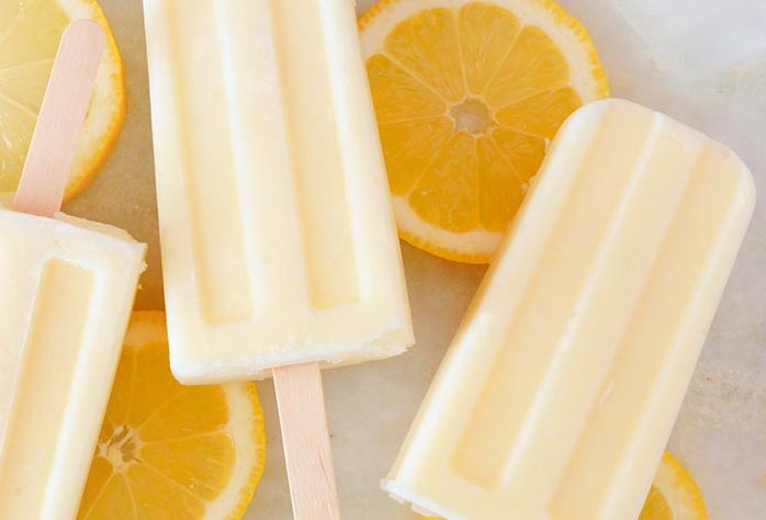 Polos de limón y yogur