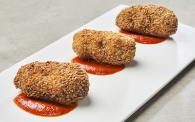 Croquetas de boletus y puré de patata con tomate
