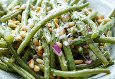 Ensalada de judías verdes con piñones