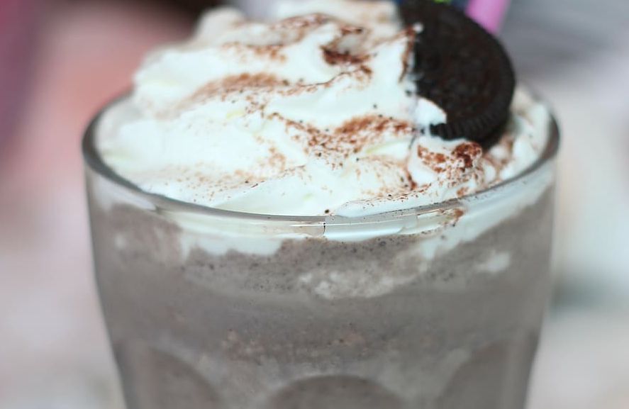Copa de espuma de yogur con requesón