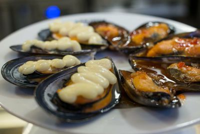 Mejillones en vinagreta picante