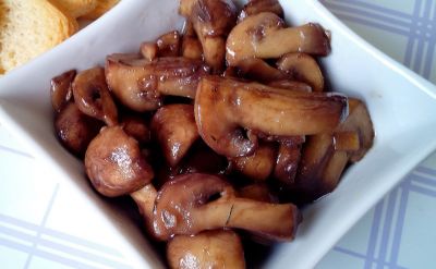 Setas al vino