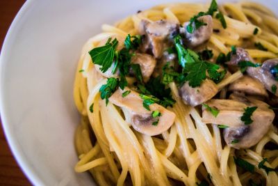 Espaguetis con champiñones