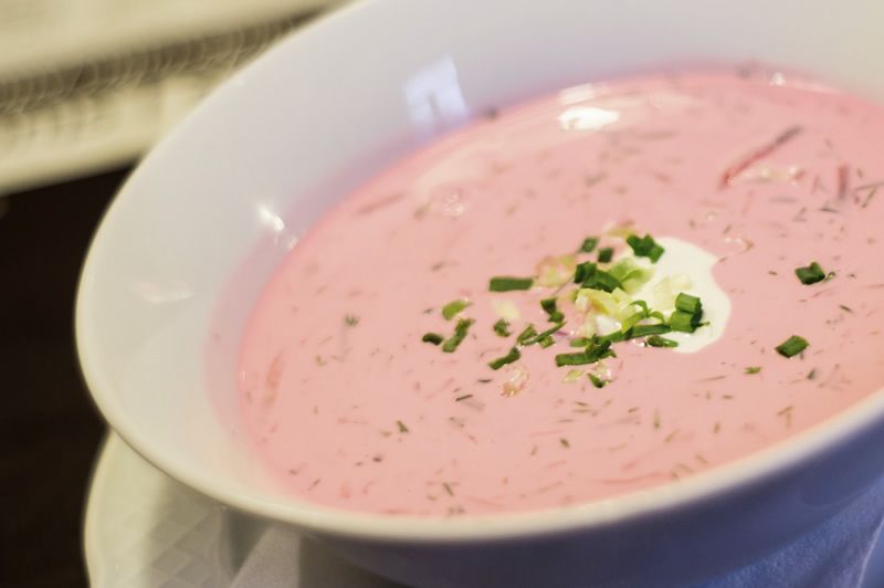 Crema de puerro y rábanos