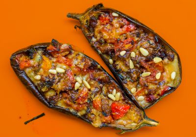 Berenjenas rellenas de verduras