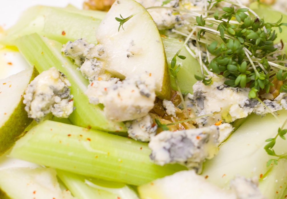 Ensalada de manzanas a los dos quesos